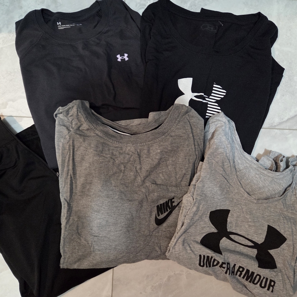 5 Piece Women's Long Sleeved Tee Lot